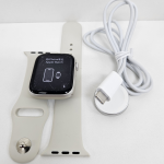 apple-watch-series-7-45mm-color-plateado-con-correa-de-silicon-beige-imei-pgf249x3t2-2025052200002