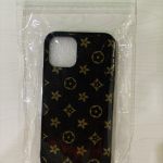 estuche-iphone-11-pro-louis-vuitton-clasico-cafe-20200903024