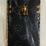 estuche-iphone-7-plus-8-plus-louis-vuitton-eye-trunk-negro-20200907018