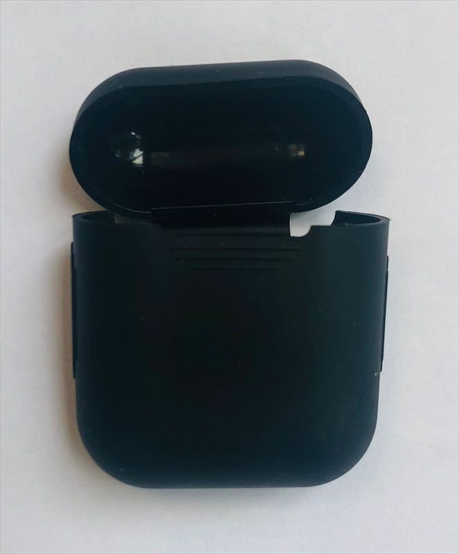 estuche-airpods-de-silicon-negro-codigo-2-20180807005