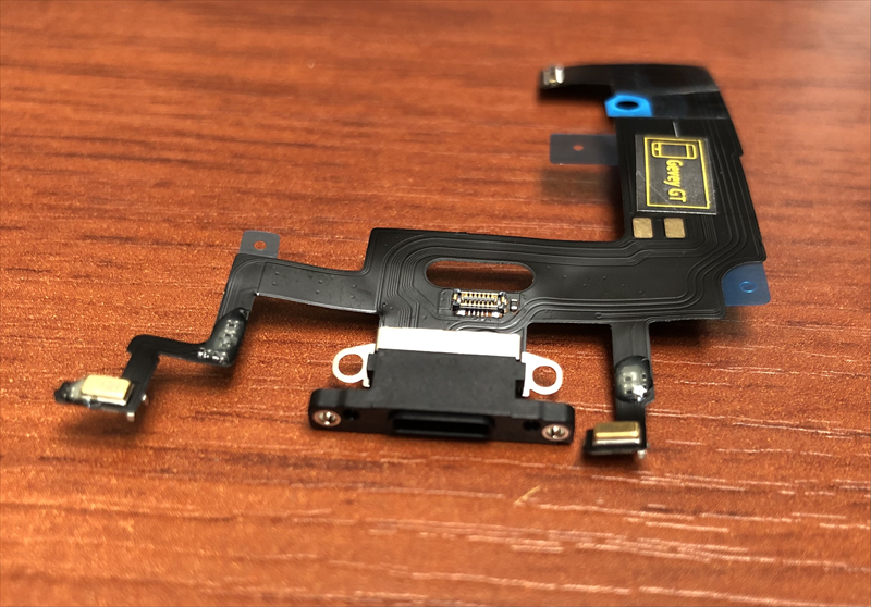 conector-de-carga-iphone-xr-20210324009