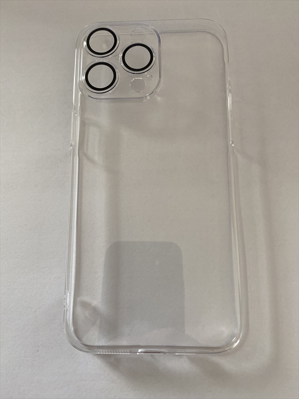 estuche-iphone-15-pro-max-transparente-con-protector-de-lente-2023101800006